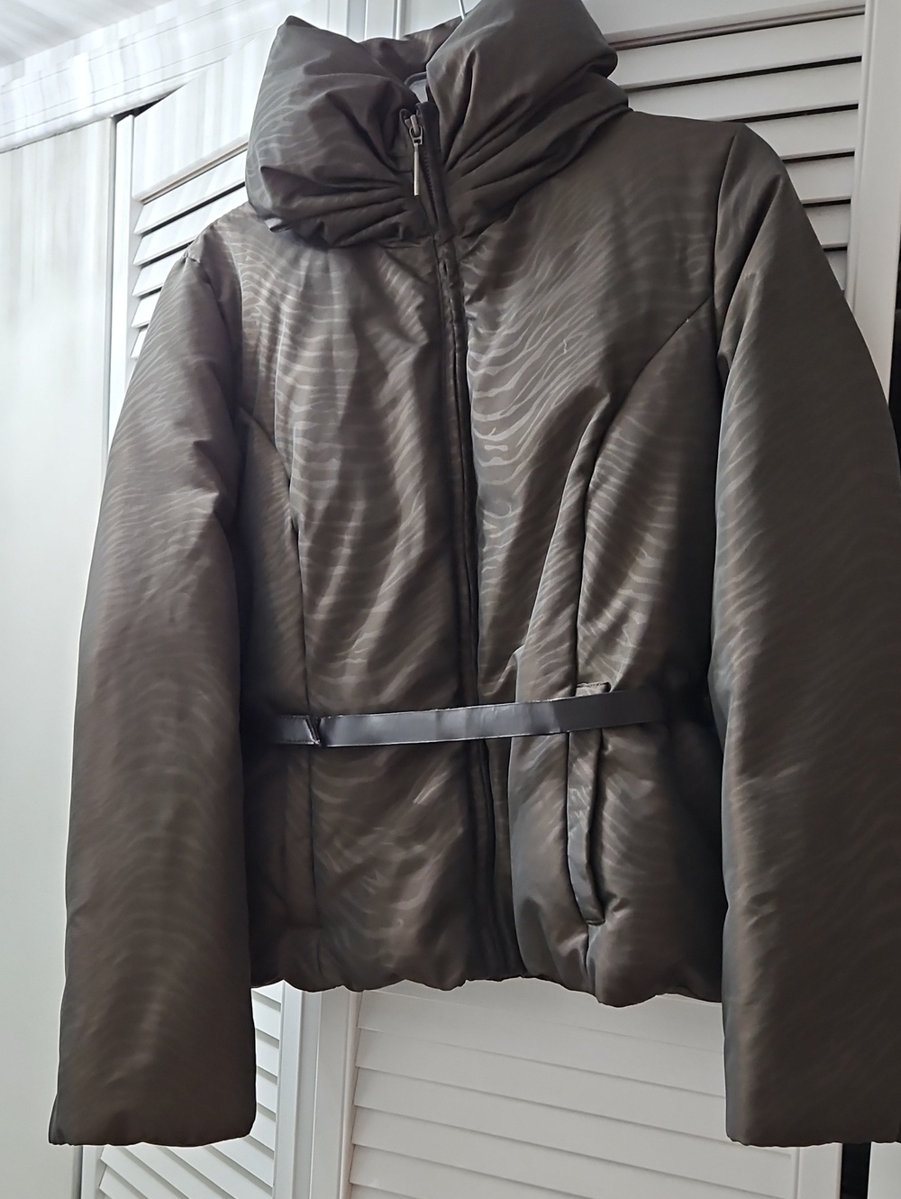 Via Spiga Brown Tonal Animal Print Belted Down Puffer Jacket S #Down #Puffer